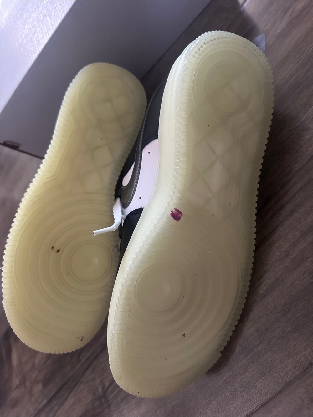 Nike Air Force 1LV8 size 6.5 - Picture 3 of 7